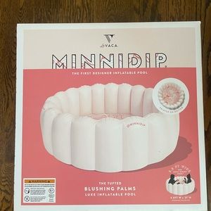 Minnidip The Tufted Blushing Palms Luxe Inflatable Adult Pool